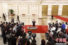 <b>农业农村部部长回应农村高额彩礼“娶不起”等</b>